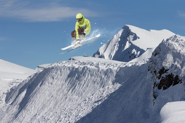 Vail Resorts Q3 Earnings Miss Estimates on Unfavorable Weather