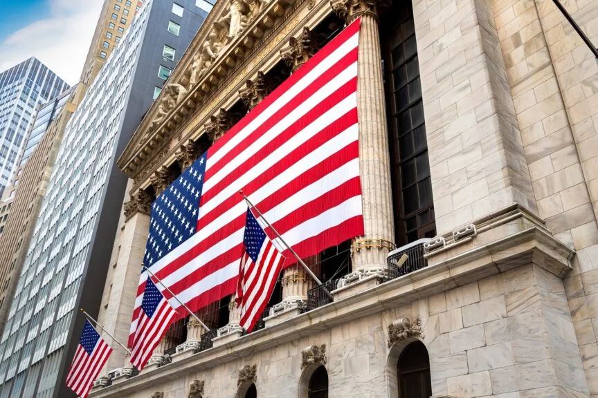 Top 3 Materials Stocks That May Keep You Up At Night In February - Pactiv Evergreen (NASDAQ:PTVE), Ecolab (NYSE:ECL)