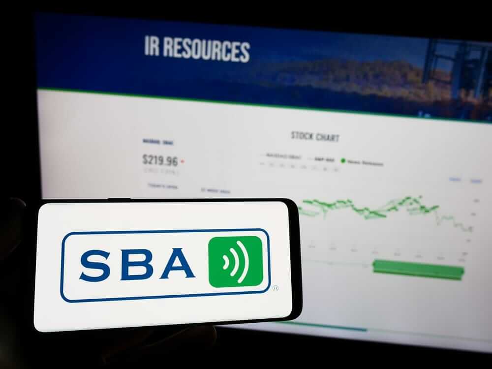 Are Wall Street Analysts Predicting SBA Communications Stock Will Climb or Sink?