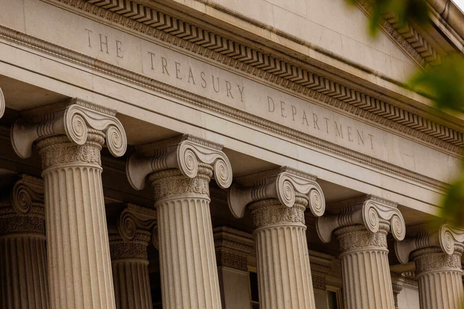 This ETF is Soaring as the Bond Market Gets Crushed. What Investors Need to Know Before Buying.