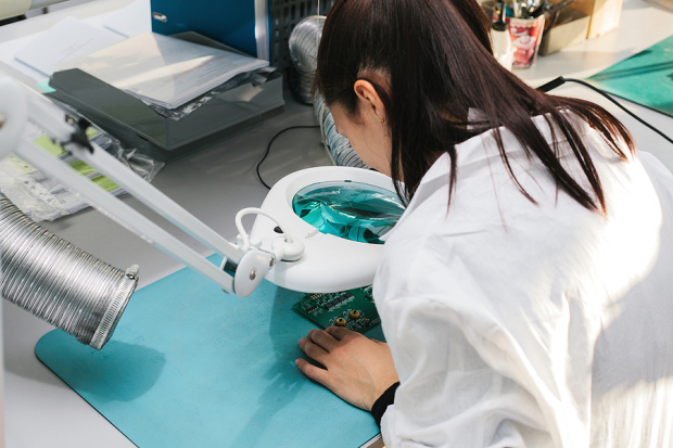 Top Research Reports for Broadcom, AT&T & Vertex Pharmaceuticals