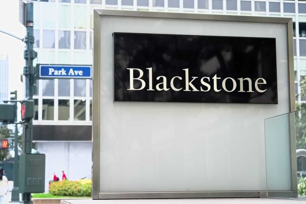 Do Wall Street Analysts Like Blackstone Stock?
