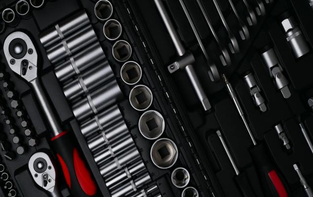 Snap-on Climbs 10.5% in 3 Months as Growth Faces New Valuation Risks