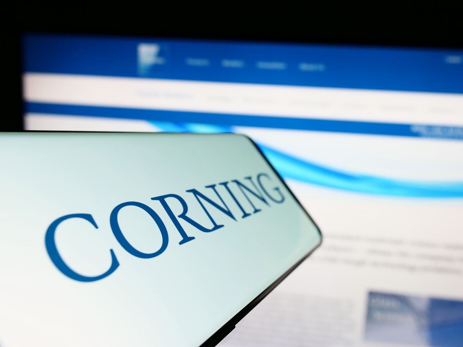 Is Corning Stock Outperforming the Nasdaq?