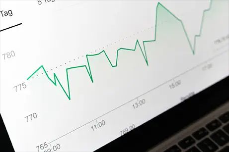 以前に報告された: Electrovayaの2026会計年度の収益は64036万ドルの見積もりに対し、83000万ドルを上回る見込み