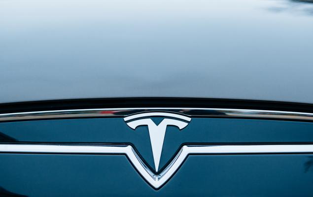 Tesla to Report Q1 Earnings: Will Rising Y/Y Delivery Restore Growth?