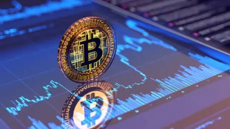 Guerra EE.UU.-Irán: Amenaza de Trump y el nuevo servicio de Bitcoin en el Estrecho de Ormuz