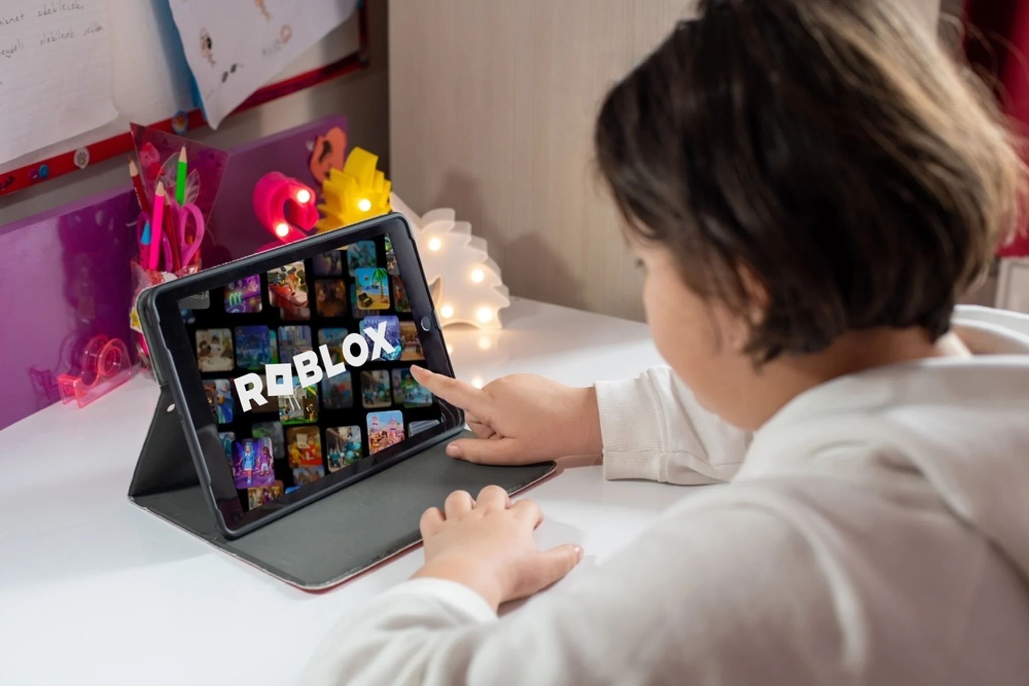 Roblox, Spotify et Robinhood font partie des 10 plus grandes pertes de capitalisation boursière de la semaine dernière (27 avril - 1er mai) : sont-ils présents dans votre portefeuille ? | Benzinga France