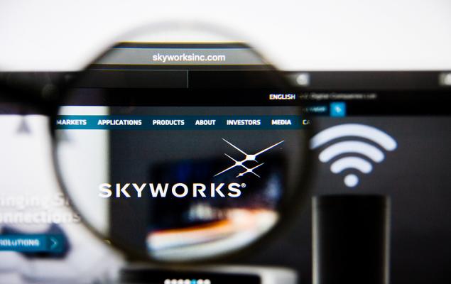 Skyworks Q1 Earnings Top Estimates, Revenues Down Y/Y, Shares Rise