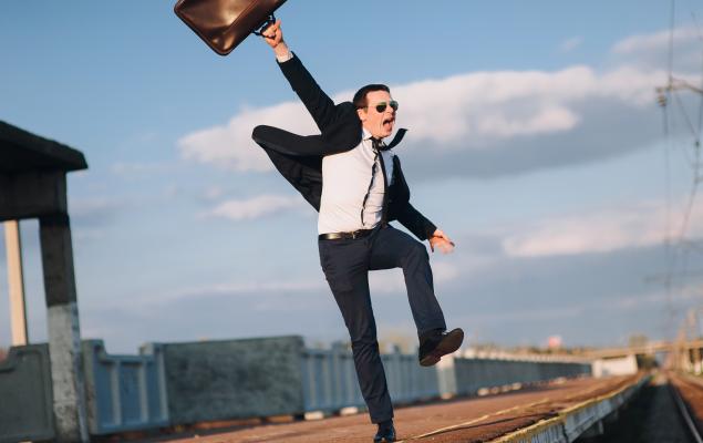 Waterstone Financial Rises 22% in 6 Months: Should You Buy the Stock?