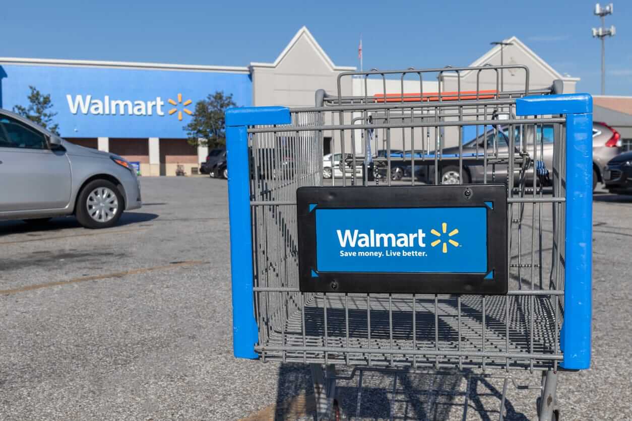 Do Wall Street Analysts Like Walmart Stock?
