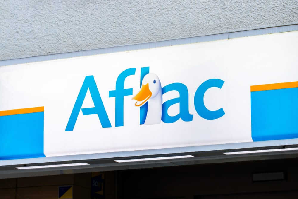 Are Wall Street Analysts Predicting Aflac Stock Will Climb or Sink?