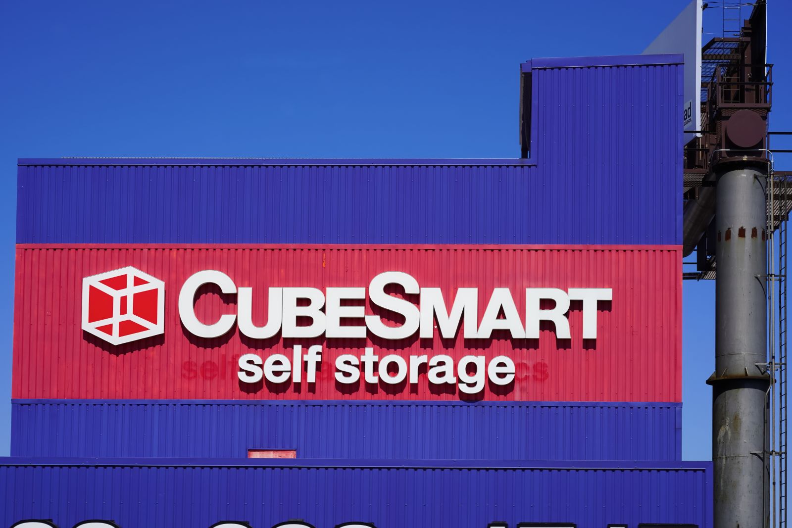 CubeSmart Stock Is Primed for a Breakout – and It Pays You to Wait with a 5.1% Dividend Yield