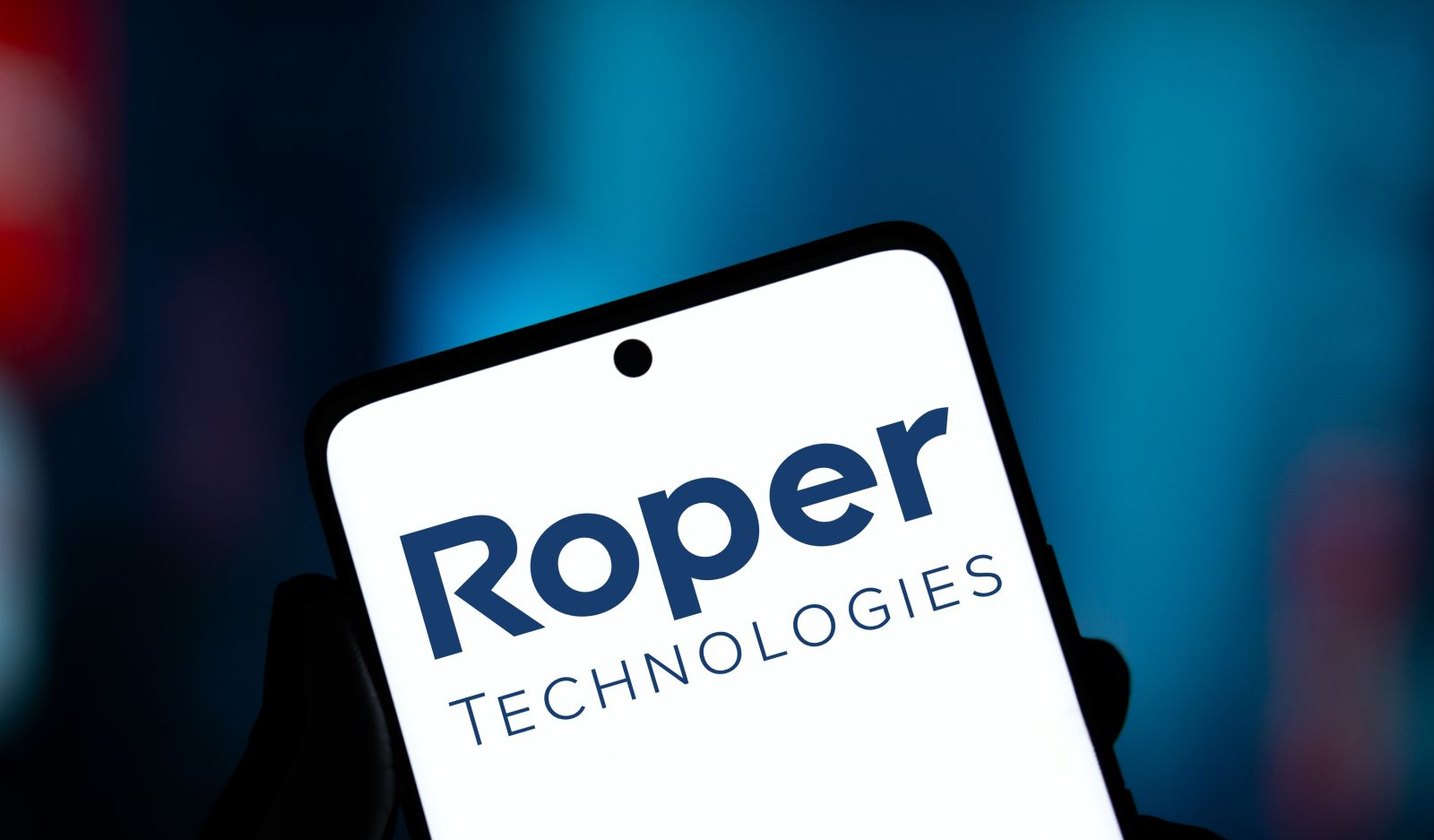 What Are Wall Street Analysts' Target Price for Roper Technologies Stock?