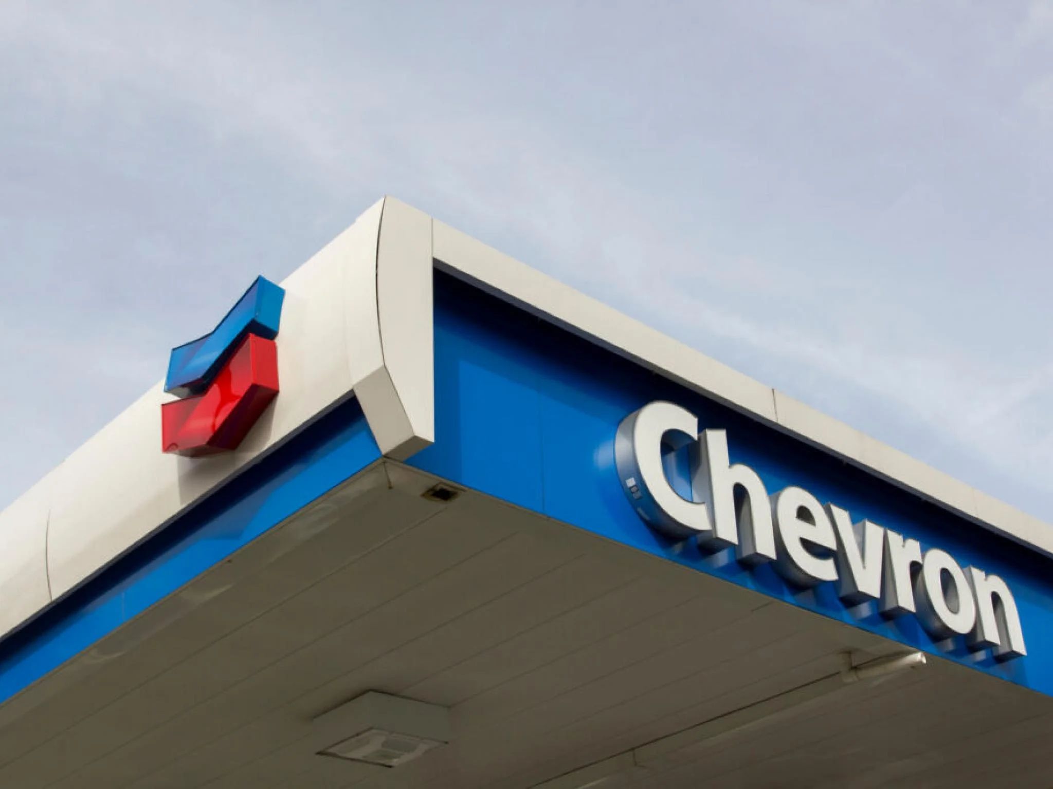 Chevron cherche à avoir voix au chapitre dans la demande d'extension de LNG de Venture Global, les tensions s'intensifient | Benzinga France