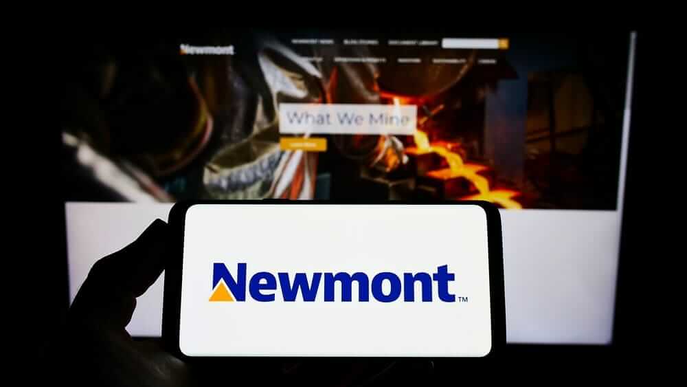 Are Wall Street Analysts Predicting Newmont Stock Will Climb or Sink?