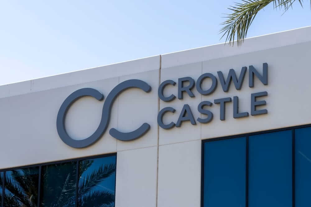 Crown Castle Stock: Is Wall Street Bullish or Bearish?