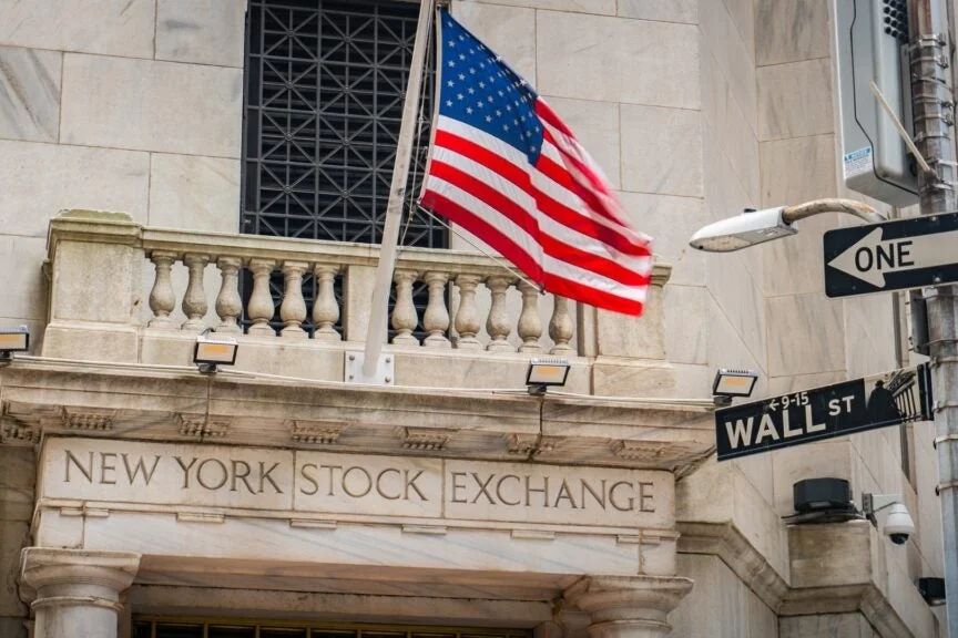 Top 2 Utilities Stocks That Are Preparing To Pump In October - Alexander & Baldwin (NYSE:ALEX), Cia Energetica DE Minas (NYSE:CIG)
