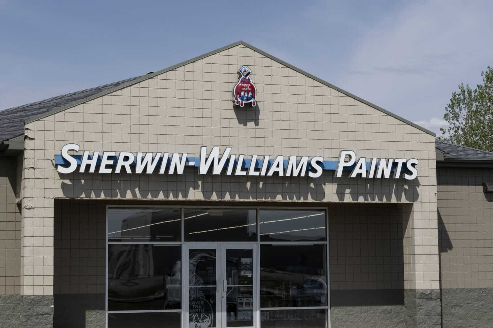 Sherwin-Williams Stock Outlook: Is Wall Street Bullish or Bearish?