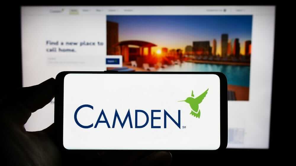 Are Wall Street Analysts Bullish on Camden Property Trust Stock?