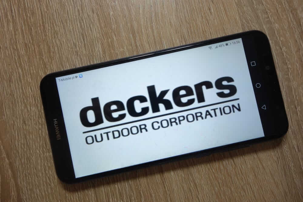 Is Wall Street Bullish or Bearish on Deckers Outdoor Stock?