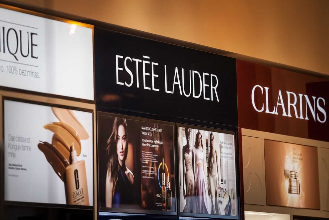 What You Need To Know Ahead of Estée Lauder’s Earnings Release