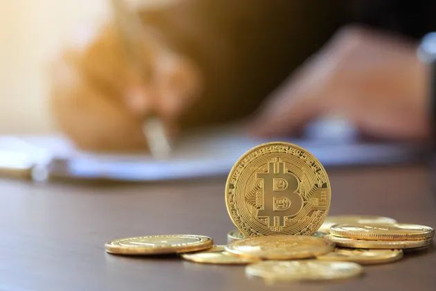 Analyst Who Called Cycle Top Says Bitcoin Bottom Could Be At $28,500 — Here’s When