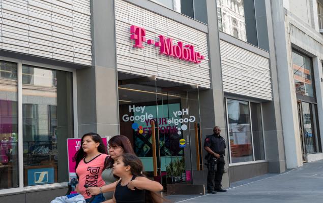 Can Healthy Top-Line Growth Benefit Q1 Earnings of T-Mobile?
