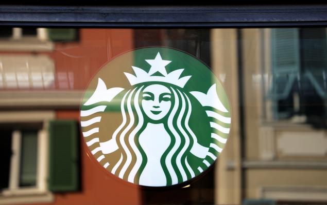 Can Starbucks' Raised 2026 Outlook Drive a Durable Earnings Recovery?