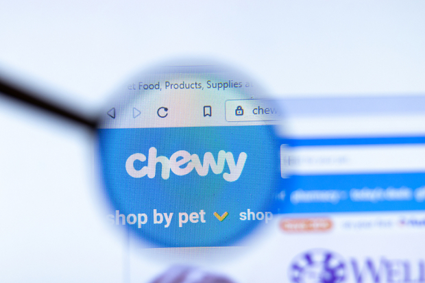Chewy's Q2 Earnings on Deck: Will Strong Trends Continue?