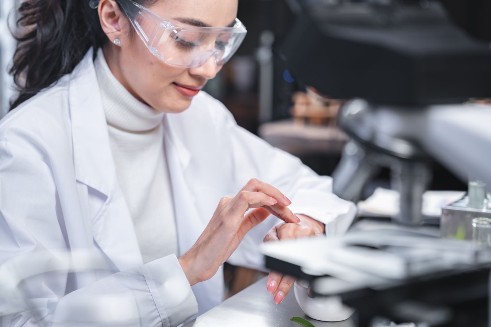 Quest Diagnostics Stock: Analyst Estimates & Ratings