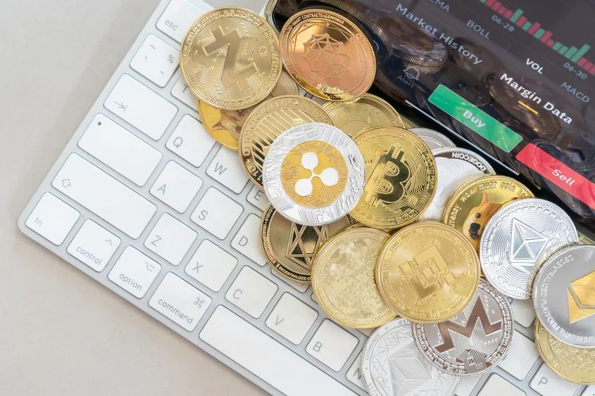 Bitcoin, Ethereum, XRP, Dogecoin Dip As Recession Fears Linger
