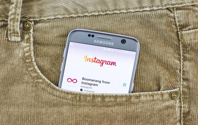 Meta Platforms Drops 10% in a Month: Buy, Sell or Hold the Stock?