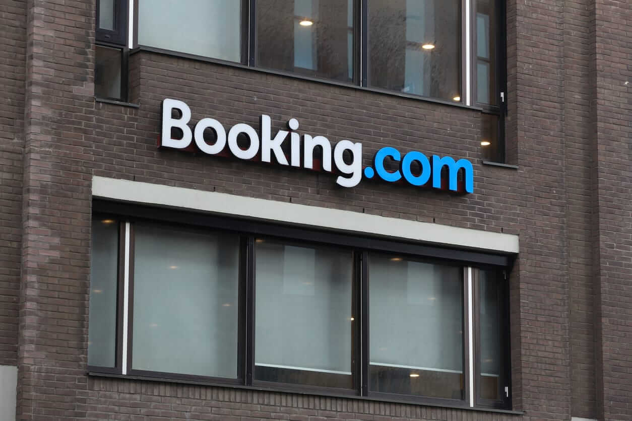 Is Booking Holdings Stock Underperforming the Dow?