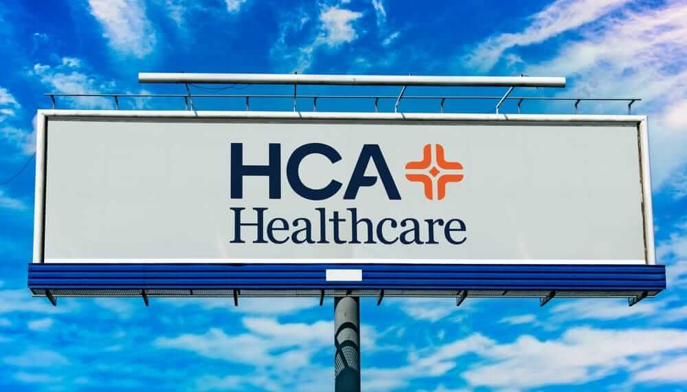 Is HCA Healthcare Stock Underperforming the S&P 500?