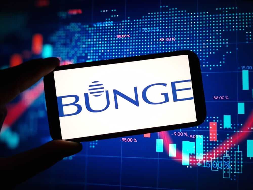 Do Wall Street Analysts Like Bunge Global Stock?