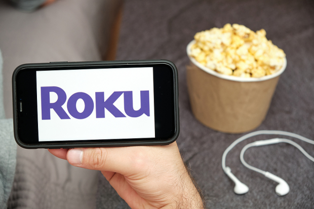 Roku vs. Alphabet: Which Streaming Ad Stock Is the Better Buy Now?
