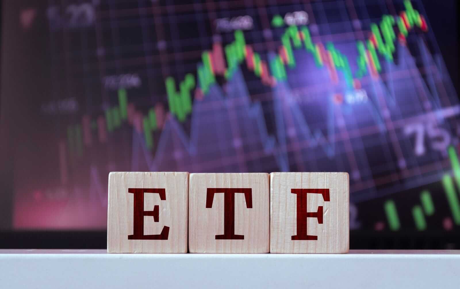 Hundreds of ETFs Hit 52-Week Highs This Week. Here Are 3 Worth Owning Long Term.