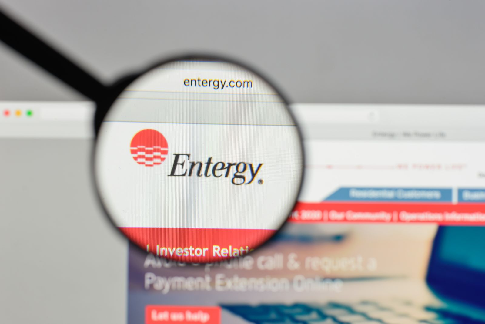 How Is Entergy's Stock Performance Compared to Other Utility Stocks?