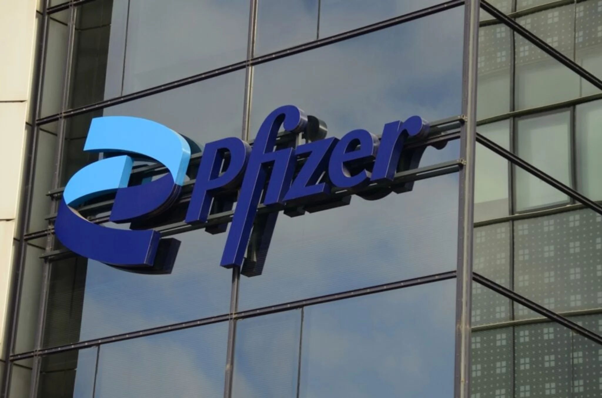 Le combo de médicaments contre le cancer de Pfizer montre des résultats solides dans un essai clé sur le cancer colorectal | Benzinga France