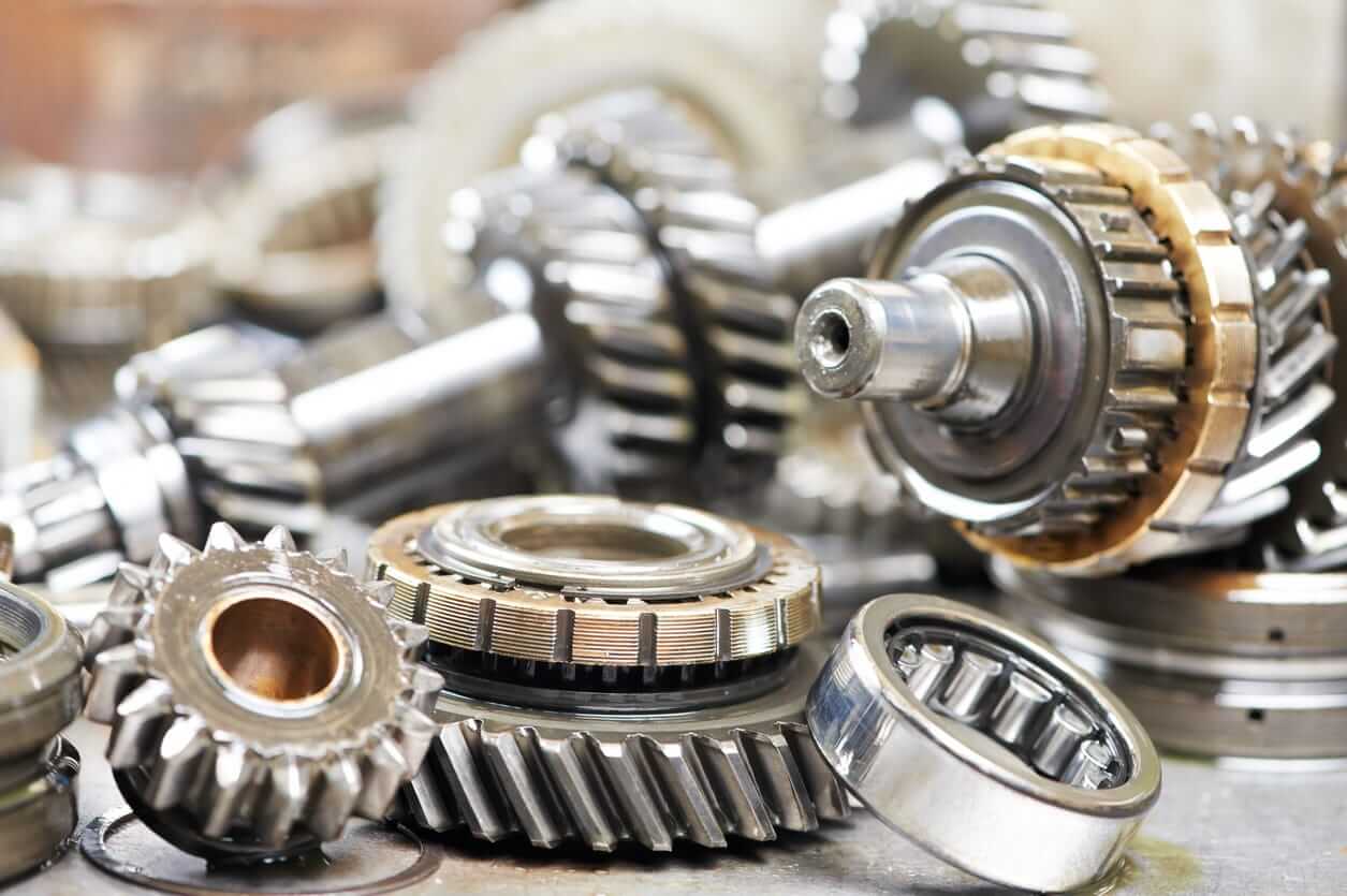 Is Genuine Parts Stock Underperforming the S&P 500?