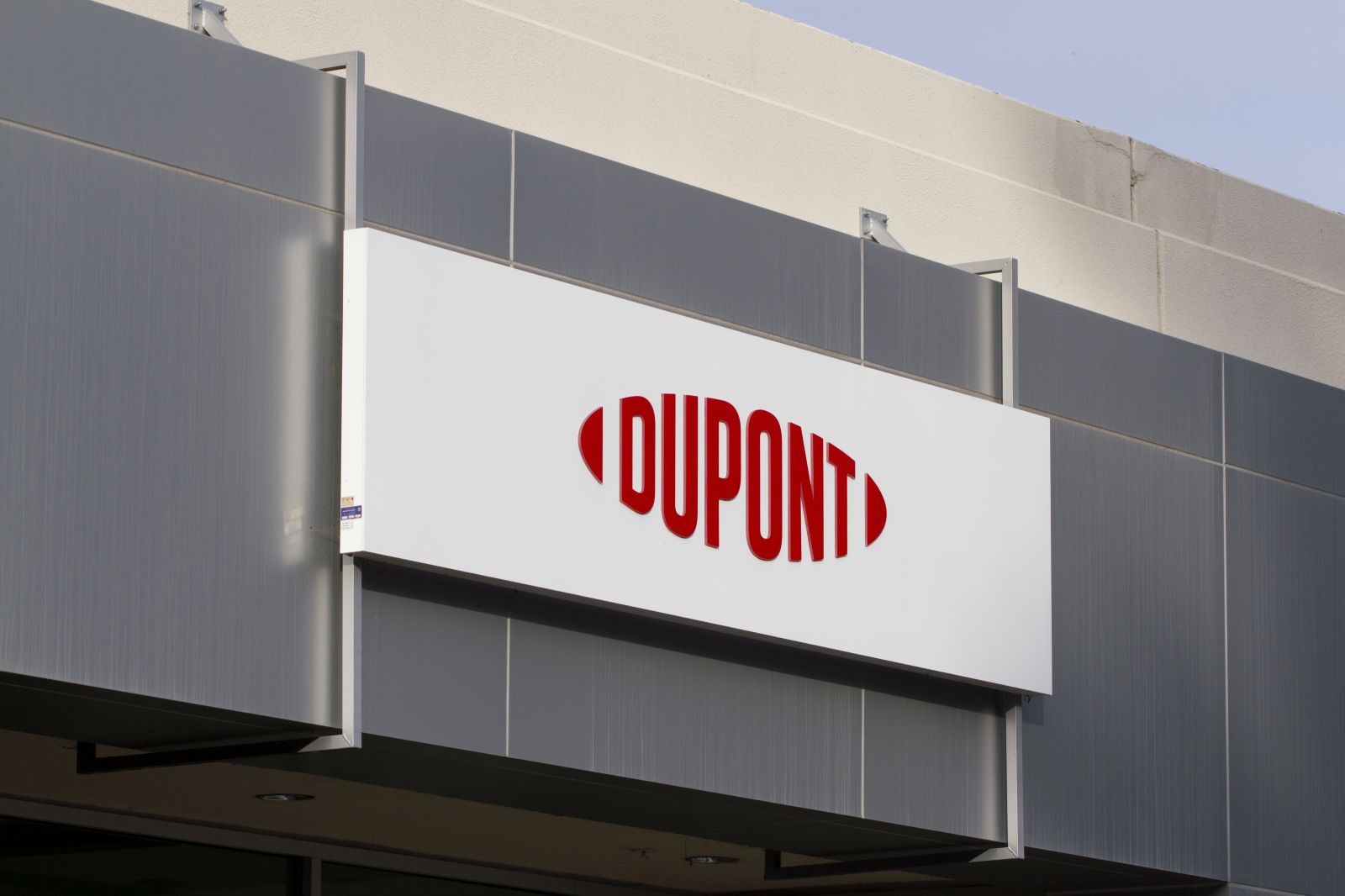 DuPont de Nemours Stock: Analyst Estimates & Ratings