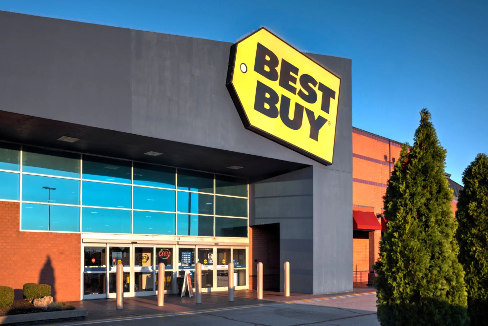 Qu'est-ce qui se passe avec l'action de Best Buy aujourd'hui ? | Benzinga France