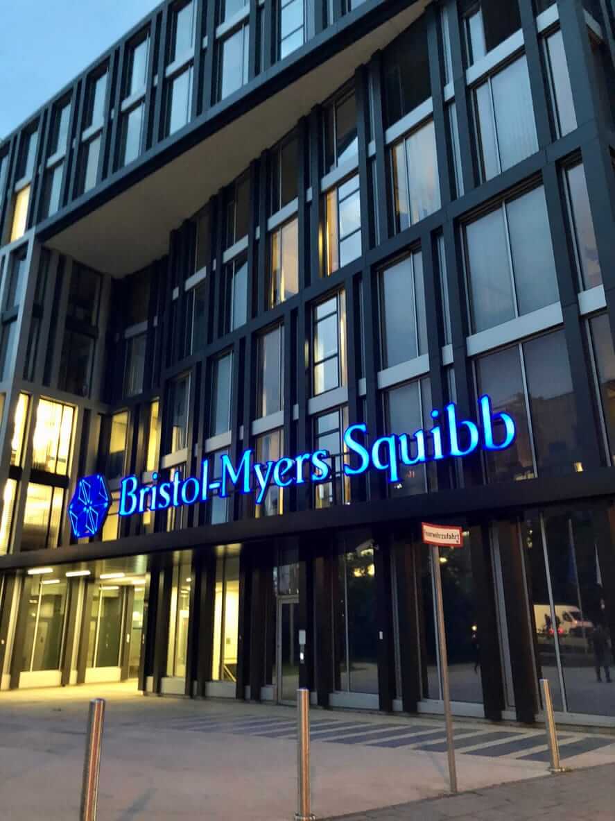 Do Wall Street Analysts Like Bristol-Myers Squibb Stock?