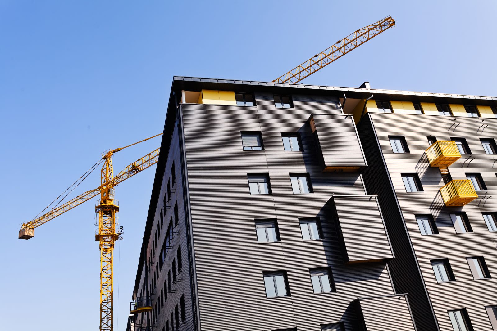 Is Alexandria Real Estate Stock Underperforming the Dow?