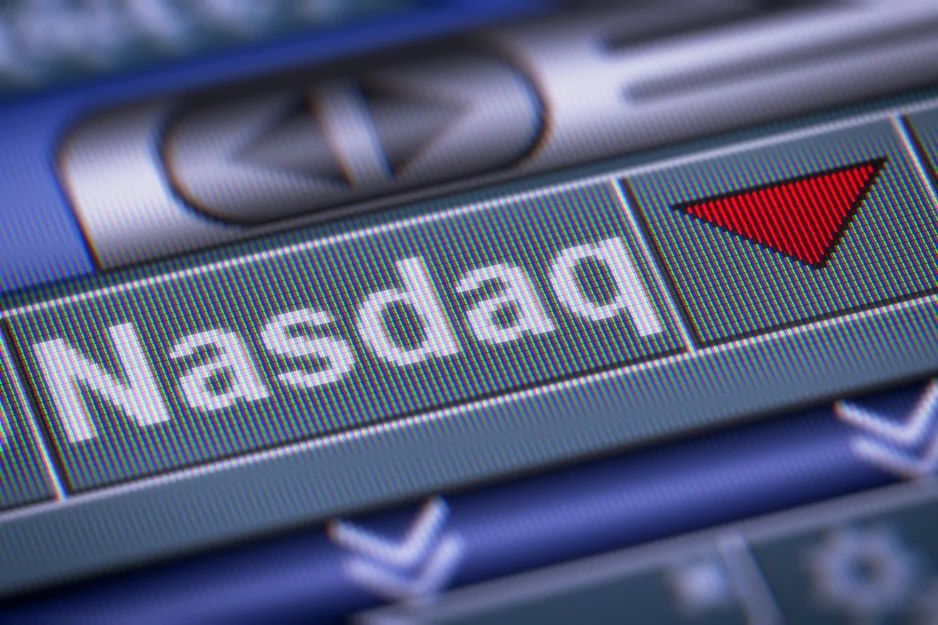 Nasdaq Dips Over 300 Points; Applied Materials Posts Upbeat Q4 Earnings - Applied Mat (NASDAQ:AMAT), Amaze Holdings (AMEX:AMZE)