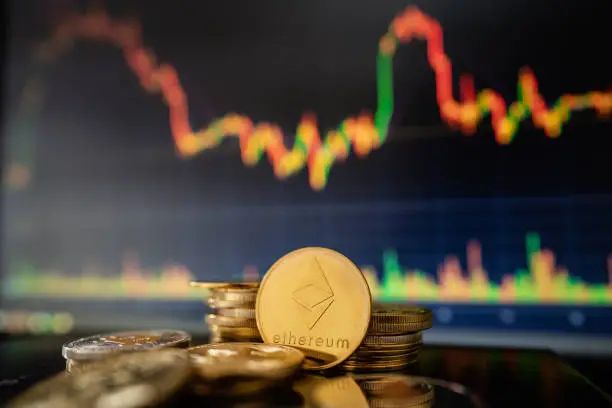 ETH/BTC Ratio Falls Back To Early-2023 Levels As Traders Debate Ethereum Value