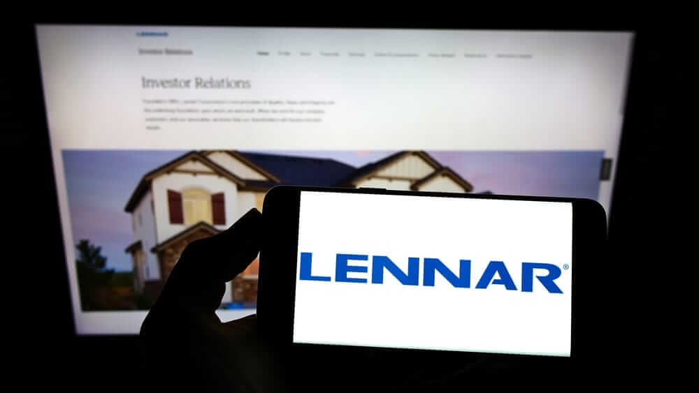 Lennar Stock: Is Wall Street Bullish or Bearish?