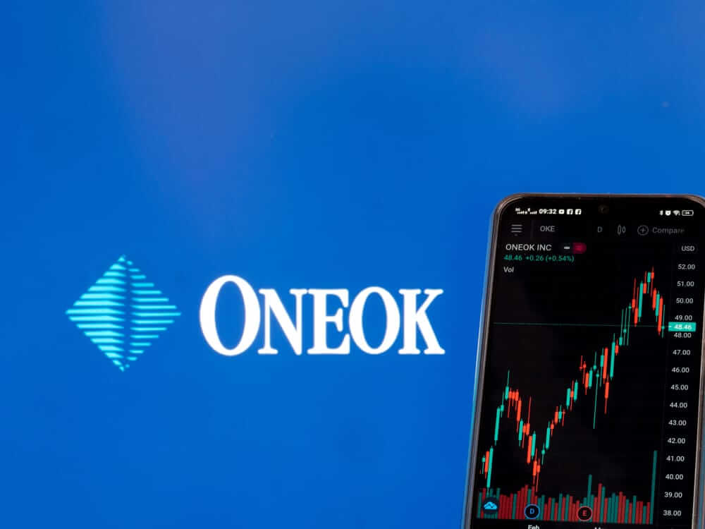What Are Wall Street Analysts' Target Price for ONEOK Stock?
