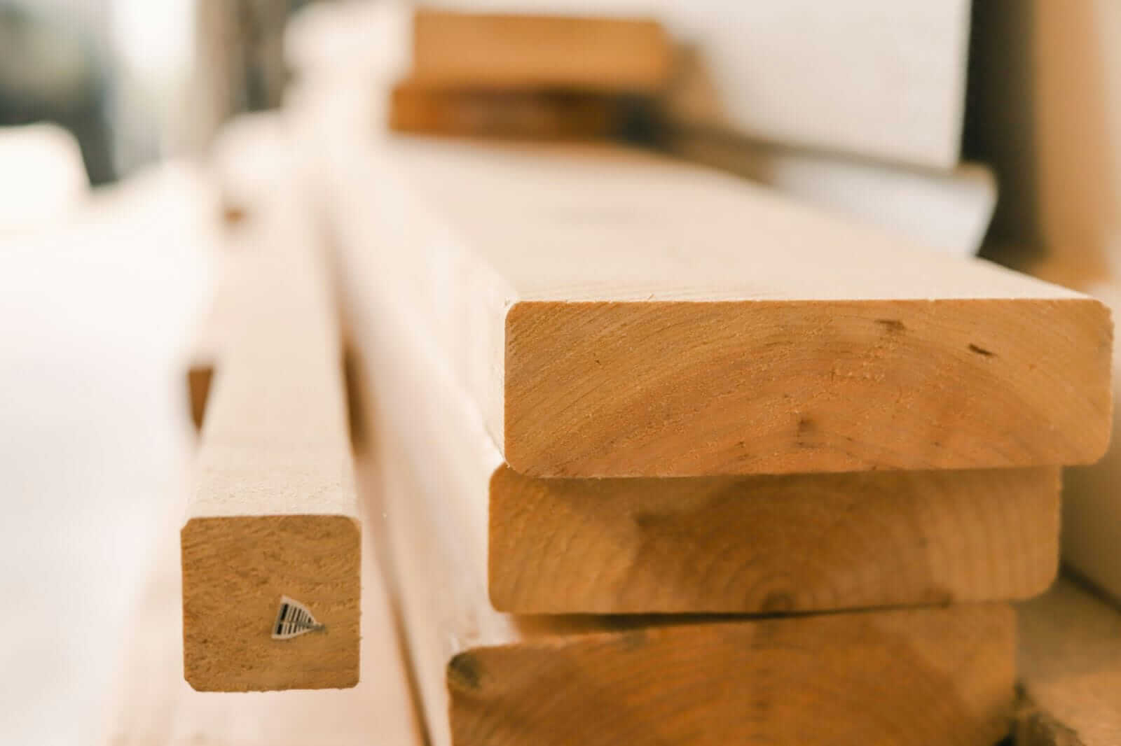 Are Interest Rates and Seasonality Pushing Lumber Futures Prices Lower?